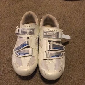 Cycle shoes with SPD clips